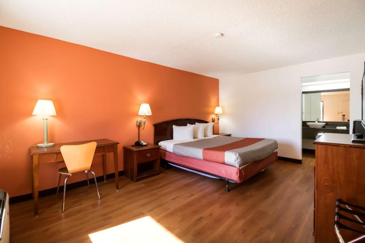 Motel 6-Holyoke, Ma ويستفيلد المظهر الخارجي الصورة