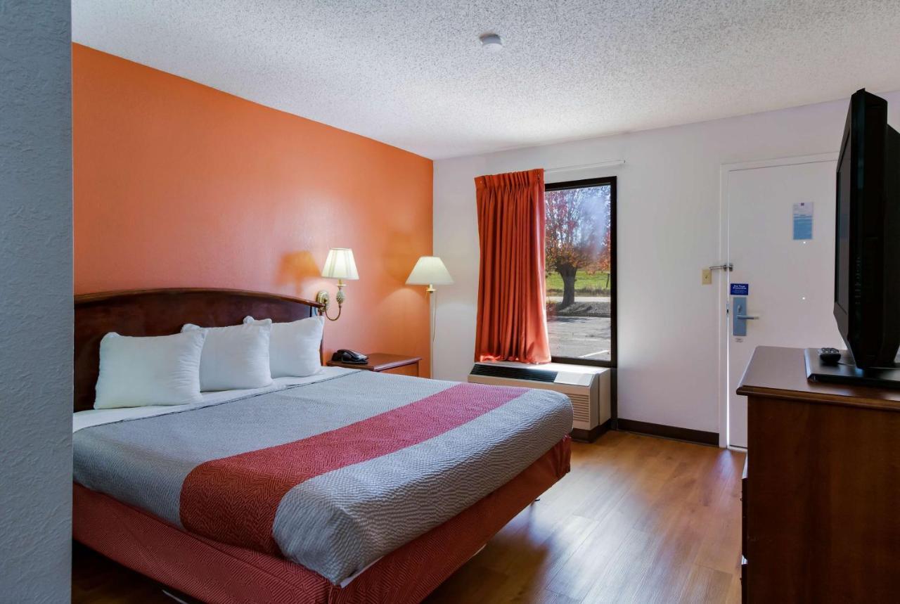 Motel 6-Holyoke, Ma ويستفيلد المظهر الخارجي الصورة