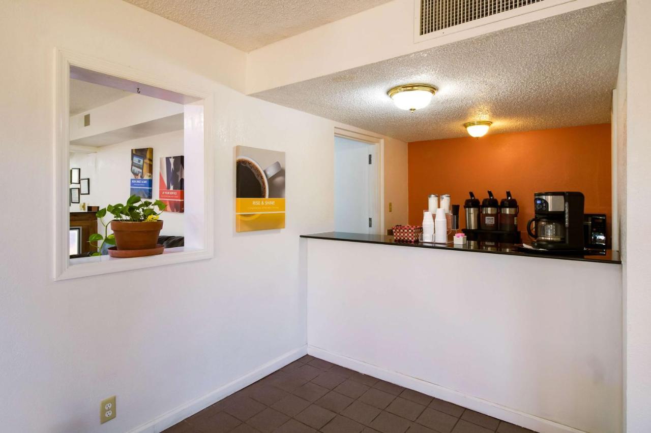 Motel 6-Holyoke, Ma ويستفيلد المظهر الخارجي الصورة