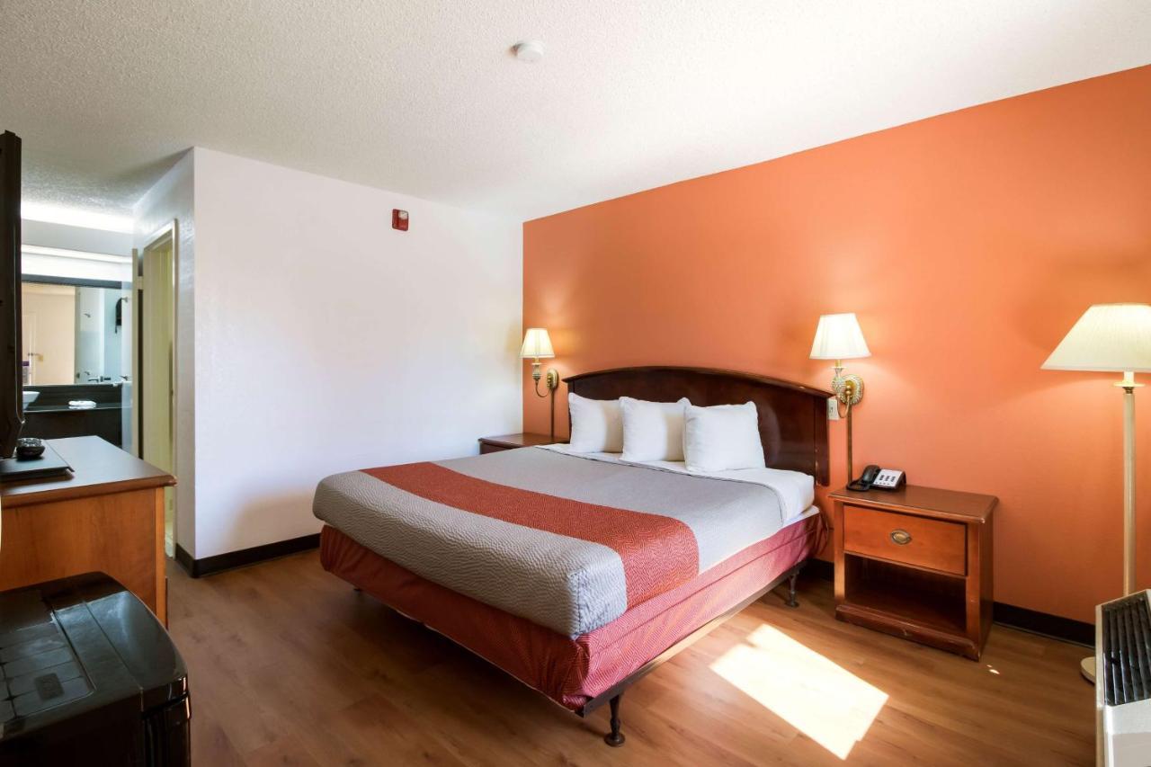 Motel 6-Holyoke, Ma ويستفيلد المظهر الخارجي الصورة